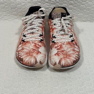 Altra Women’s Escalante 3 Floral Women's Sneakers